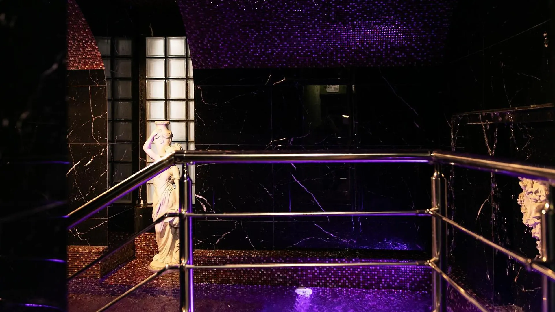 Hotel Caravita Рим
