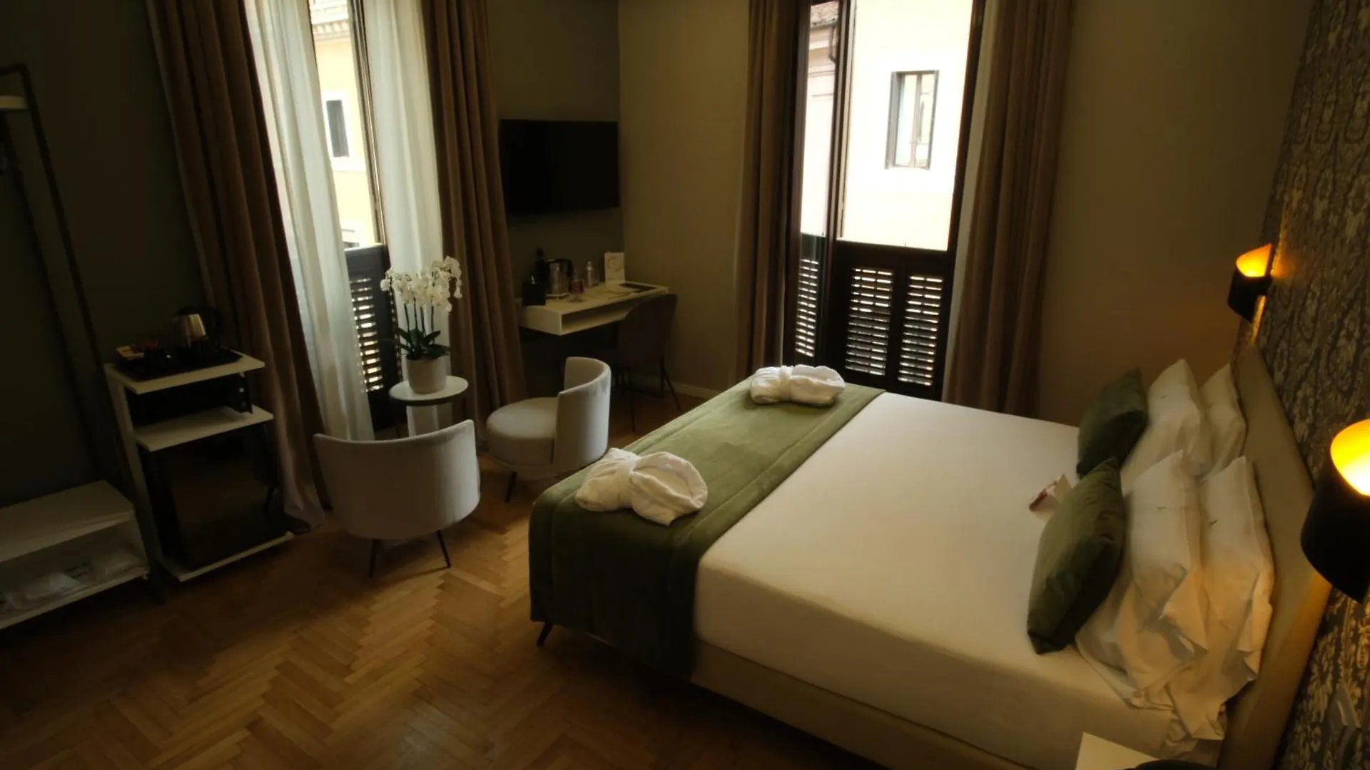Hotel Caravita Рим 5*,
