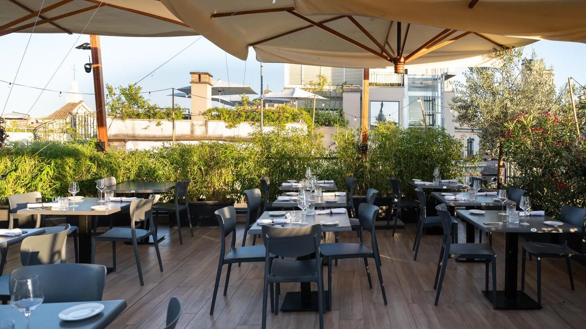 Hotel Caravita Rom 5*,
